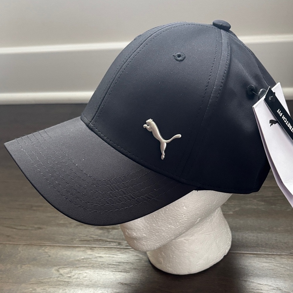 Puma Stretch Flex Fit cap,silvertone Puma logo,embroidered logo back,Unisex